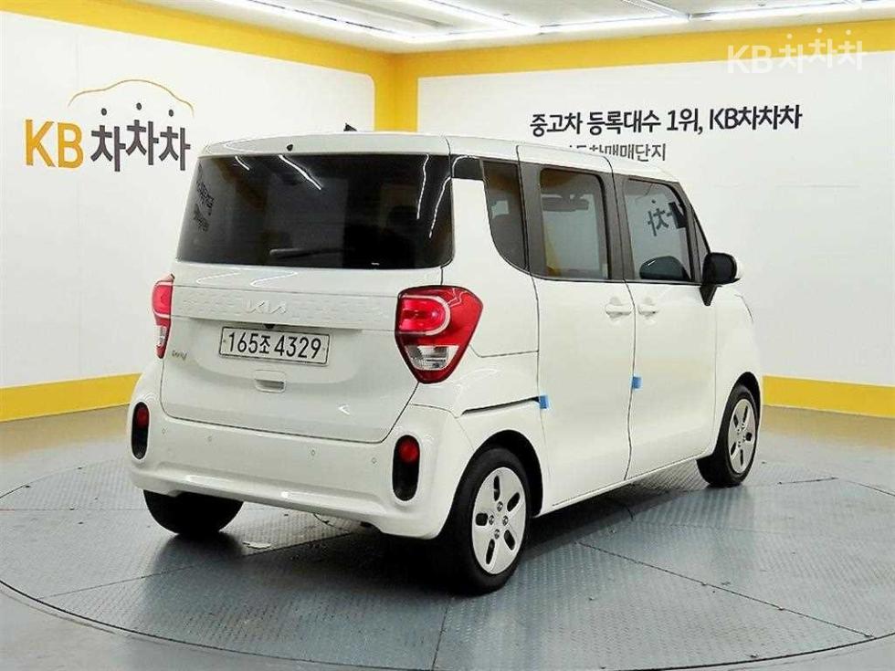2022 - kia ray