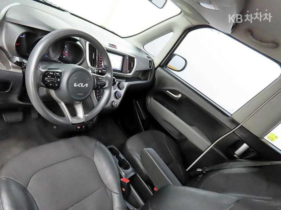 2022 - kia ray