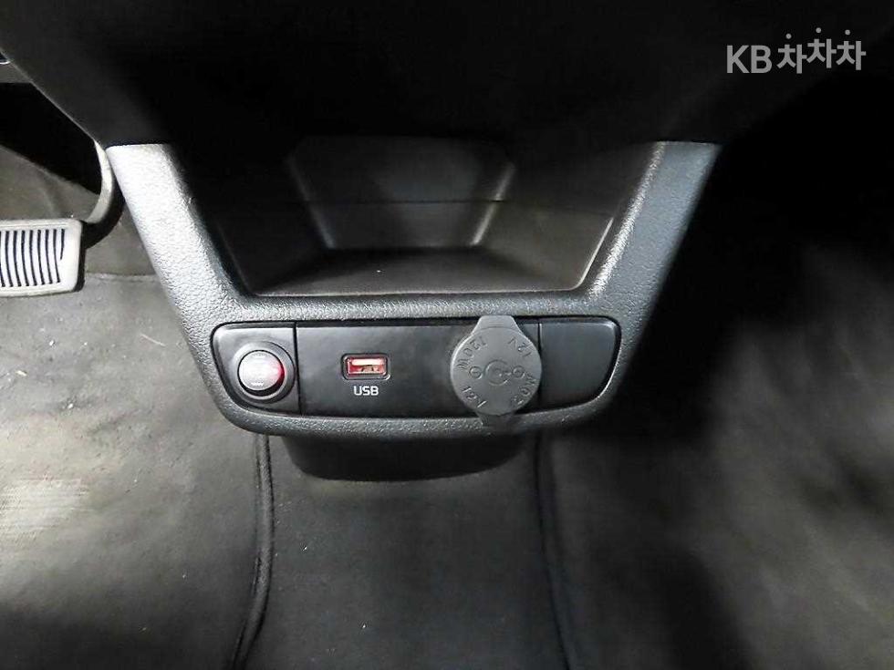 2022 - kia ray
