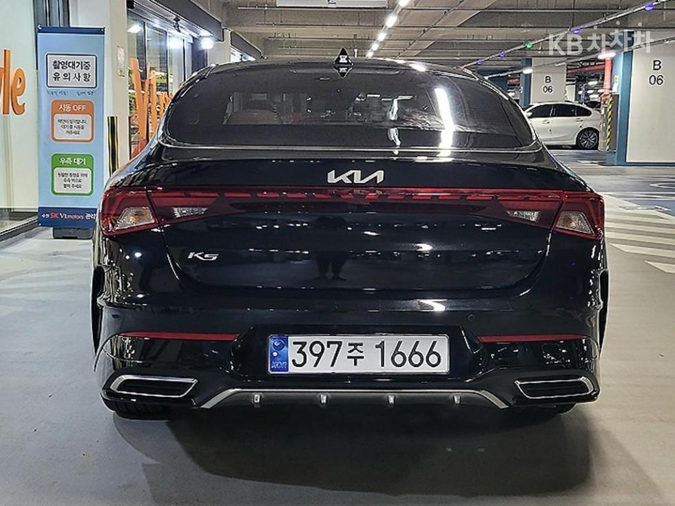 2022 - kia k5