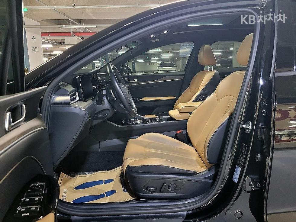 2022 - kia k5