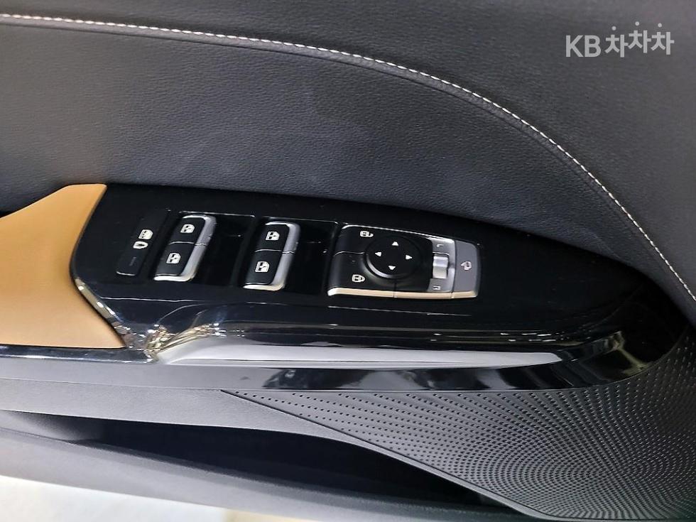 2022 - kia k5