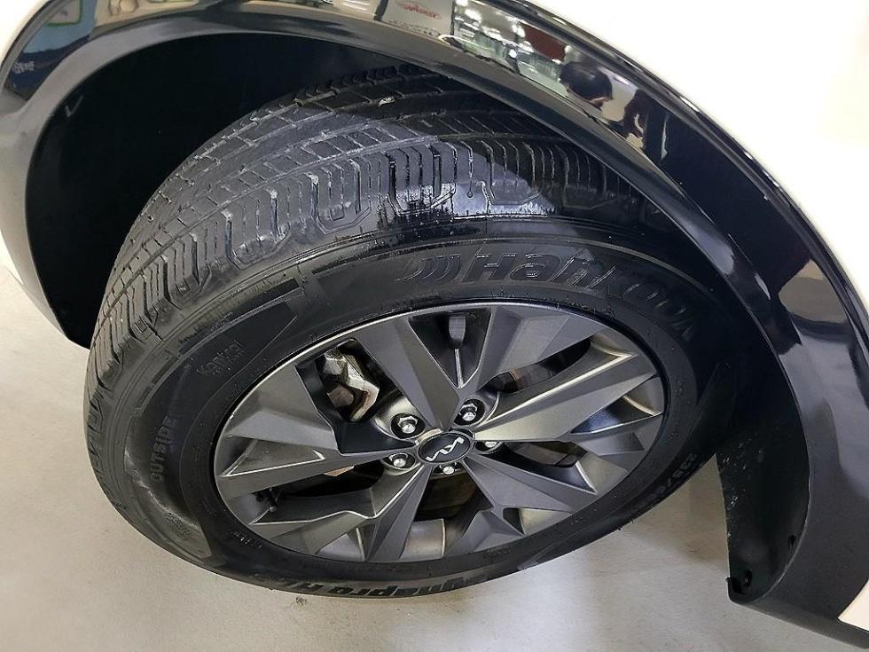 2022 - kia sportage