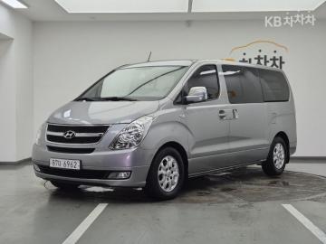 Hyundai Starex 5인승 밴 CVX — foto 1