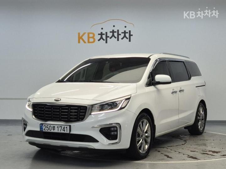 Kia Carnival 9인승 2.2 디젤 — foto 1