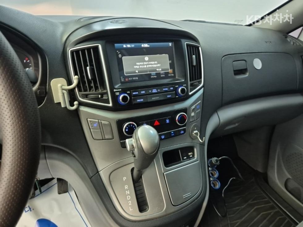 Hyundai Starex — miniaturë 10