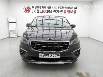 Kia Carnival 9인승 2.2 디젤 — foto 1