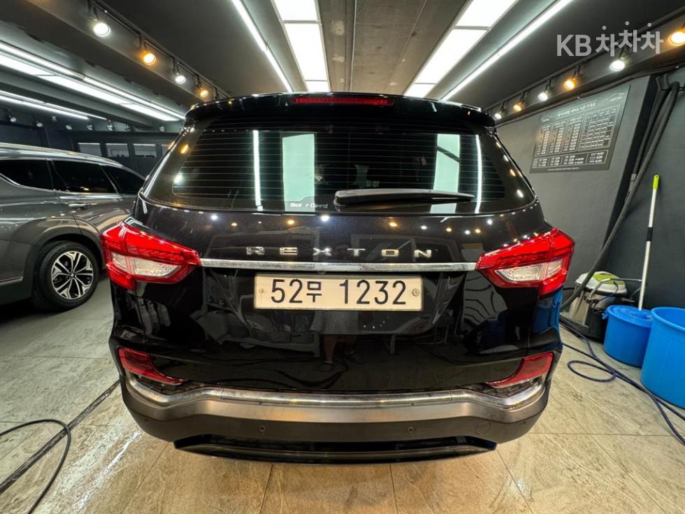 SsangYong Rexton — miniaturë 4