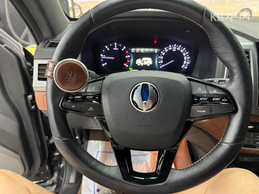 SsangYong Rexton — miniaturë 12
