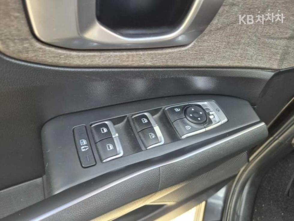 Kia Sorento — miniaturë 8