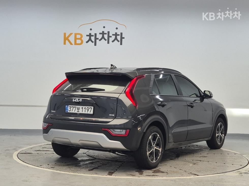 Kia Niro — miniaturë 3