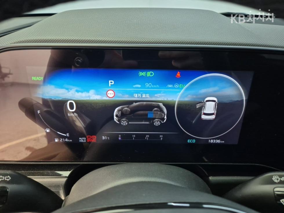 Kia Niro — miniaturë 6