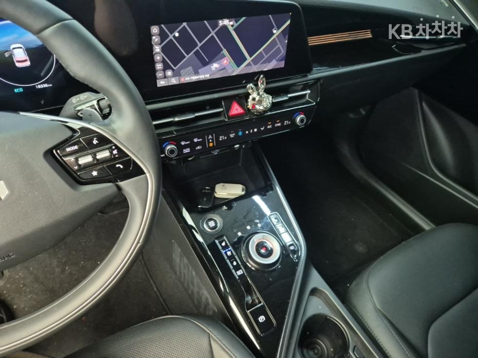 Kia Niro — miniaturë 10