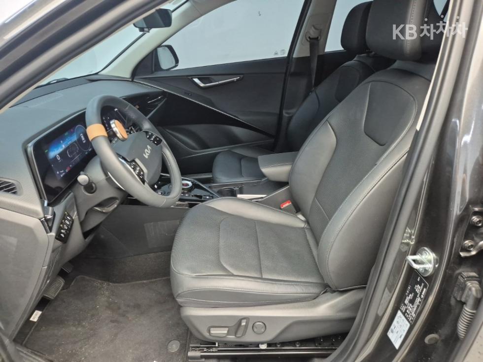 Kia Niro — miniaturë 11