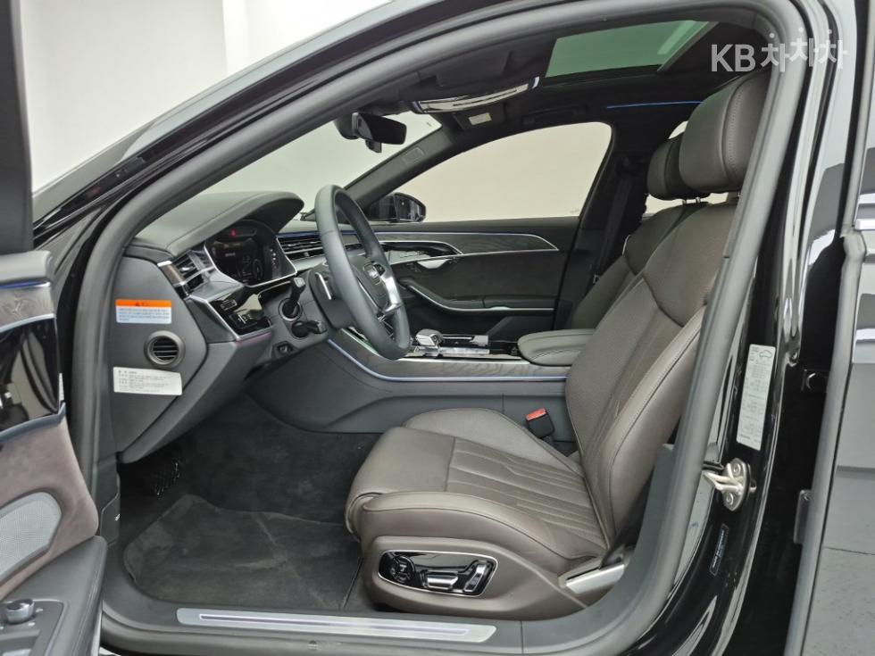 Audi A8 — miniaturë 11