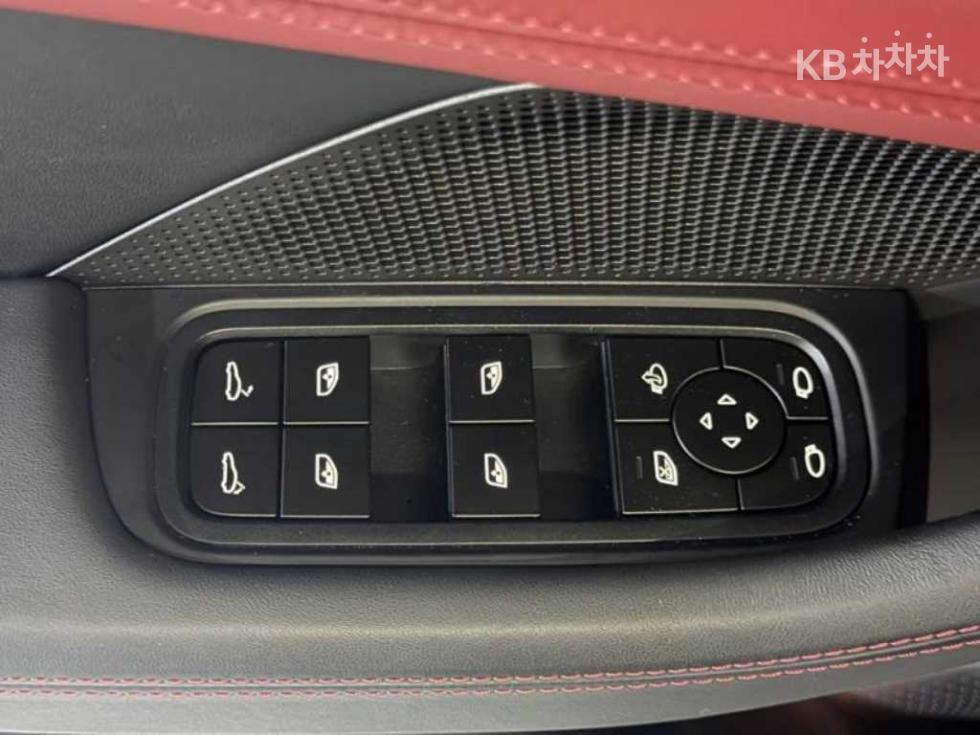 Porsche Panamera — miniaturë 13