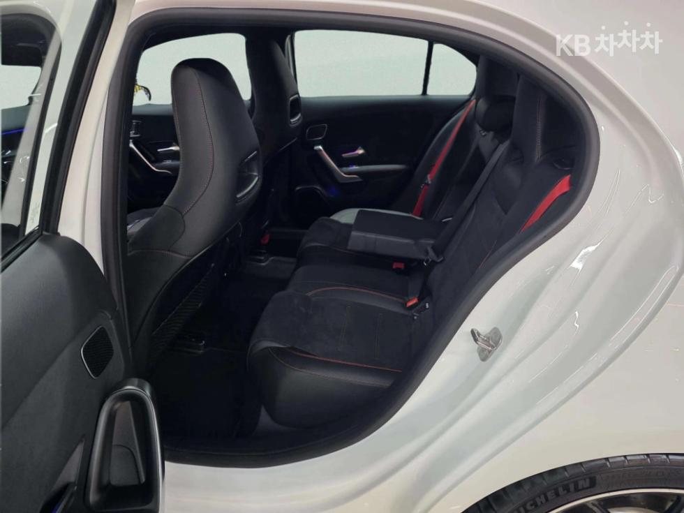 2025 Mercedes-Benz A(W177) photo