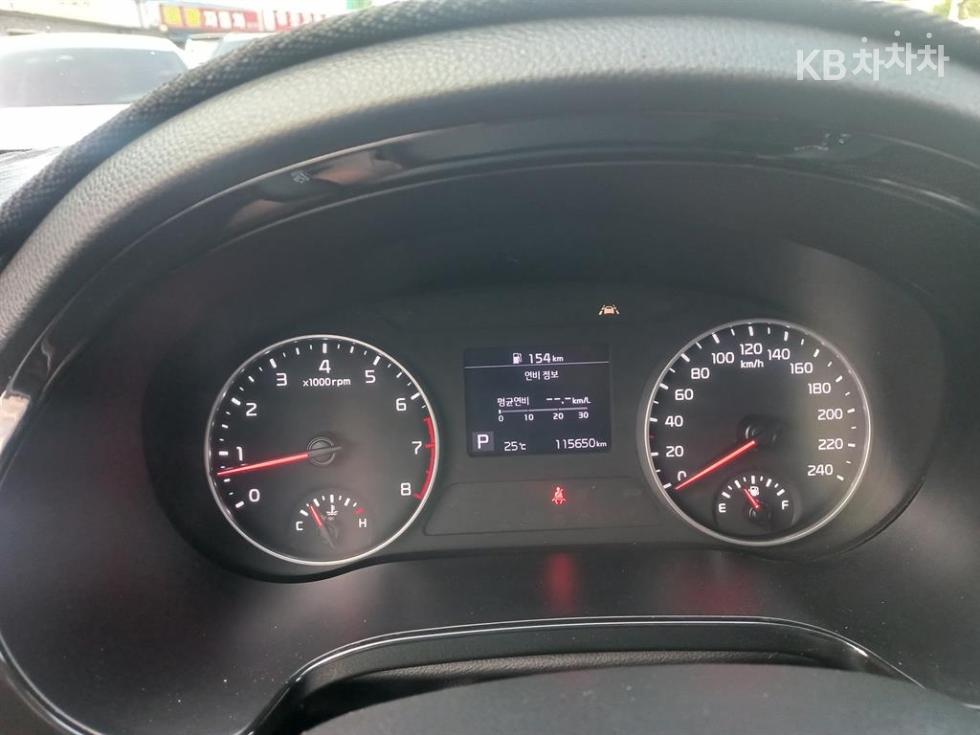 Kia Seltos — miniaturë 8