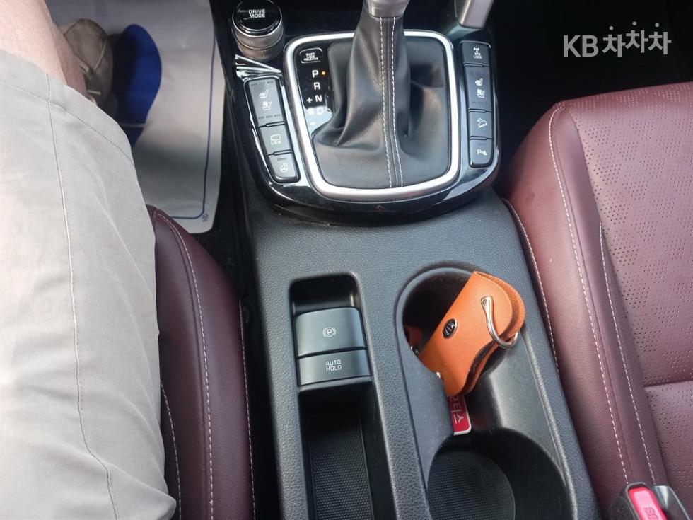 Kia Seltos — miniaturë 12