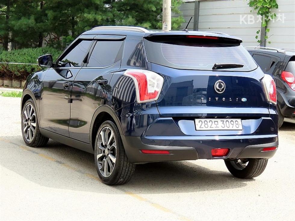 SsangYong Tivoli — miniaturë 3