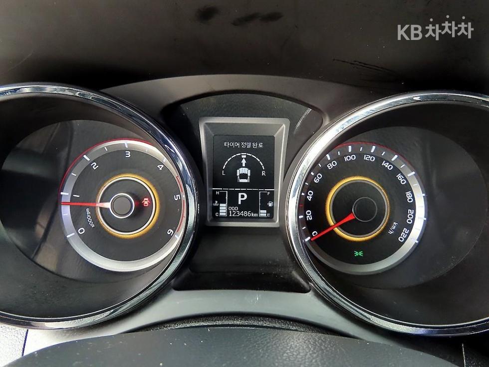 SsangYong Tivoli — miniaturë 9
