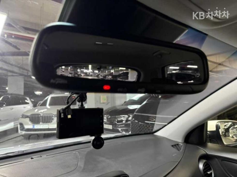 Hyundai Kona — miniaturë 12
