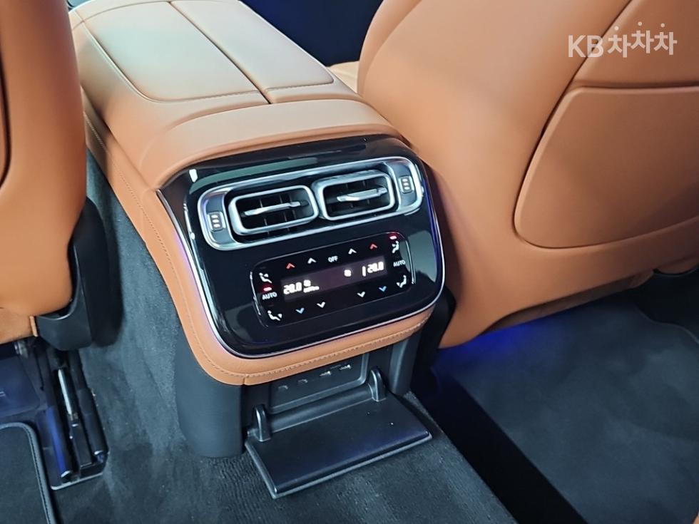 Mercedes-Benz S-klasse — miniaturë 13