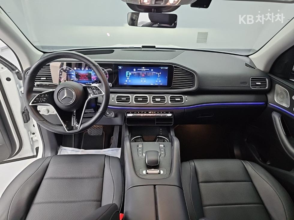 2024 Mercedes-Benz GLE (V167) · () · photo