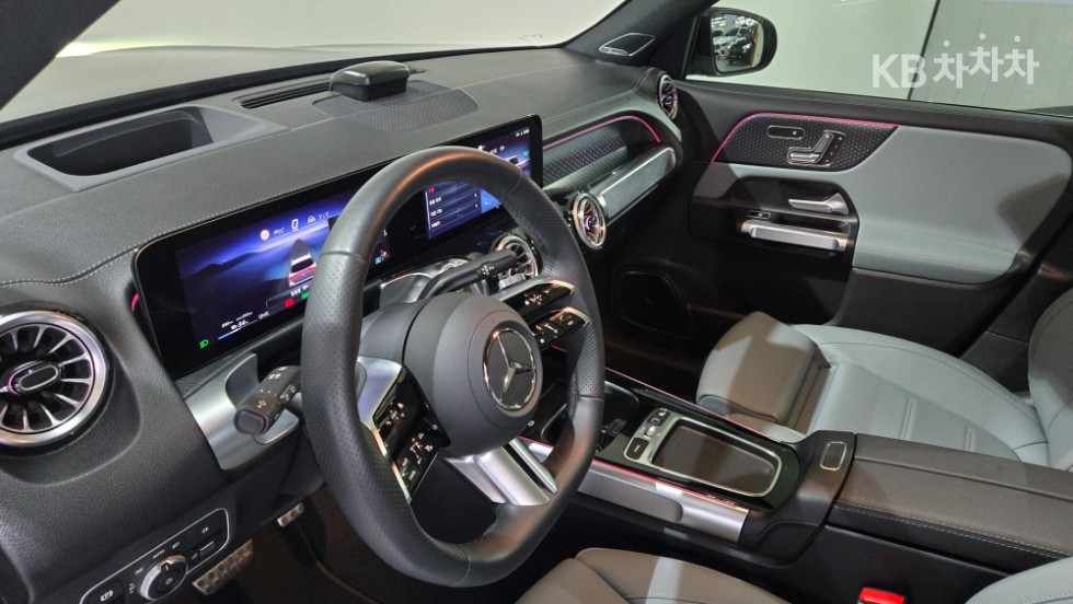 Mercedes-Benz EQB — miniaturë 15
