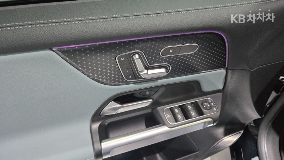 Mercedes-Benz EQB — miniaturë 21