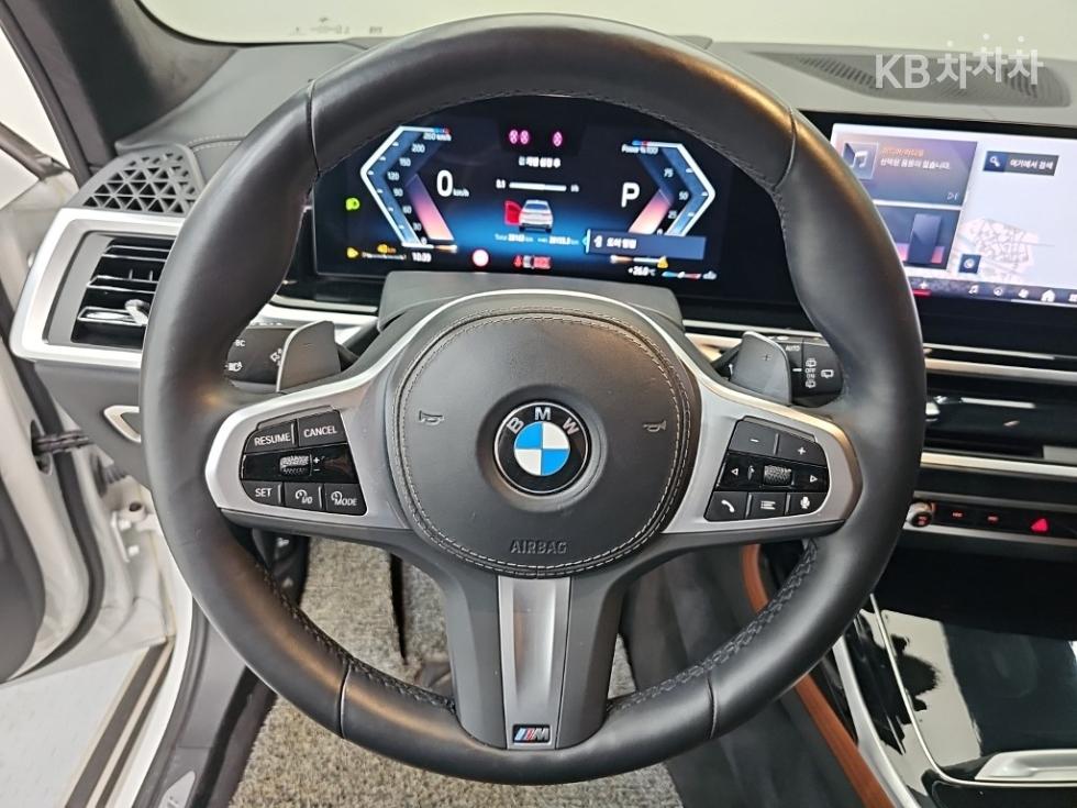 BMW X7 — miniaturë 9