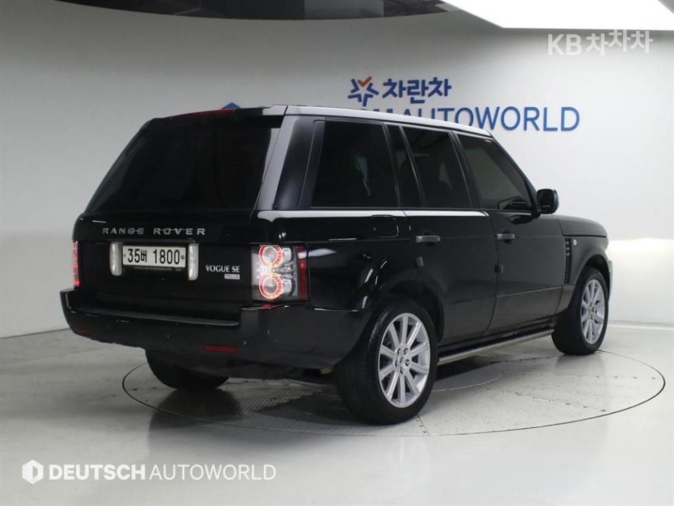 Land Rover Range Rover — miniaturë 2