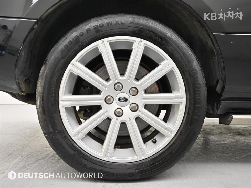 Land Rover Range Rover — miniaturë 5