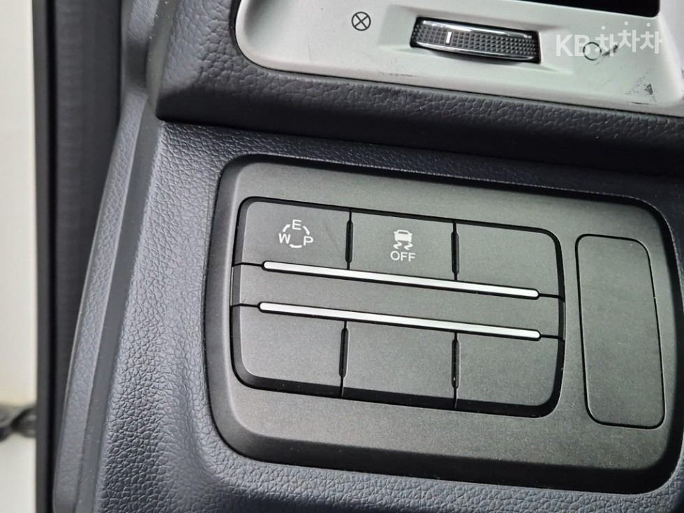 SsangYong Tivoli — miniaturë 17