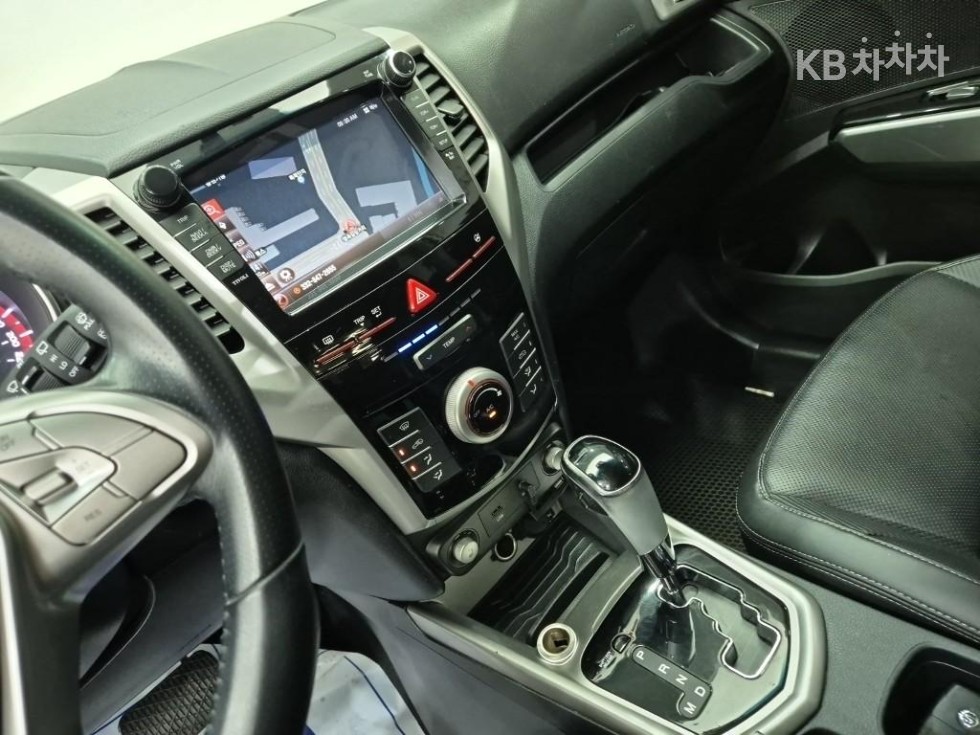 SsangYong Tivoli — miniaturë 9