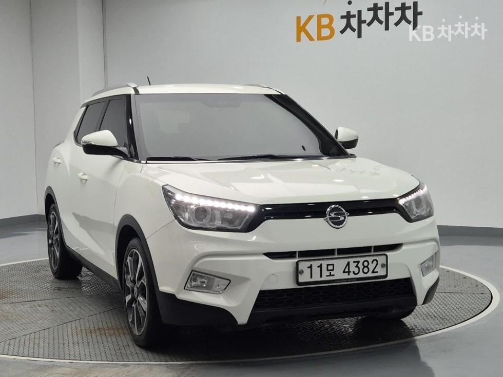 SsangYong Tivoli — miniaturë 4