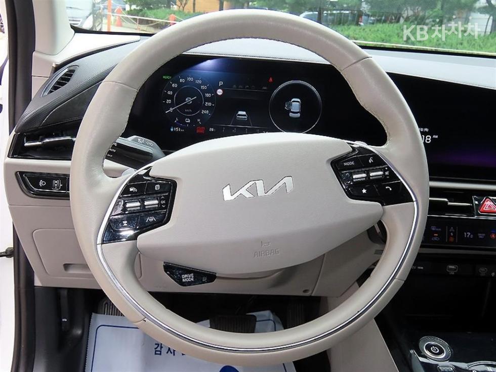 Kia Niro — miniaturë 8