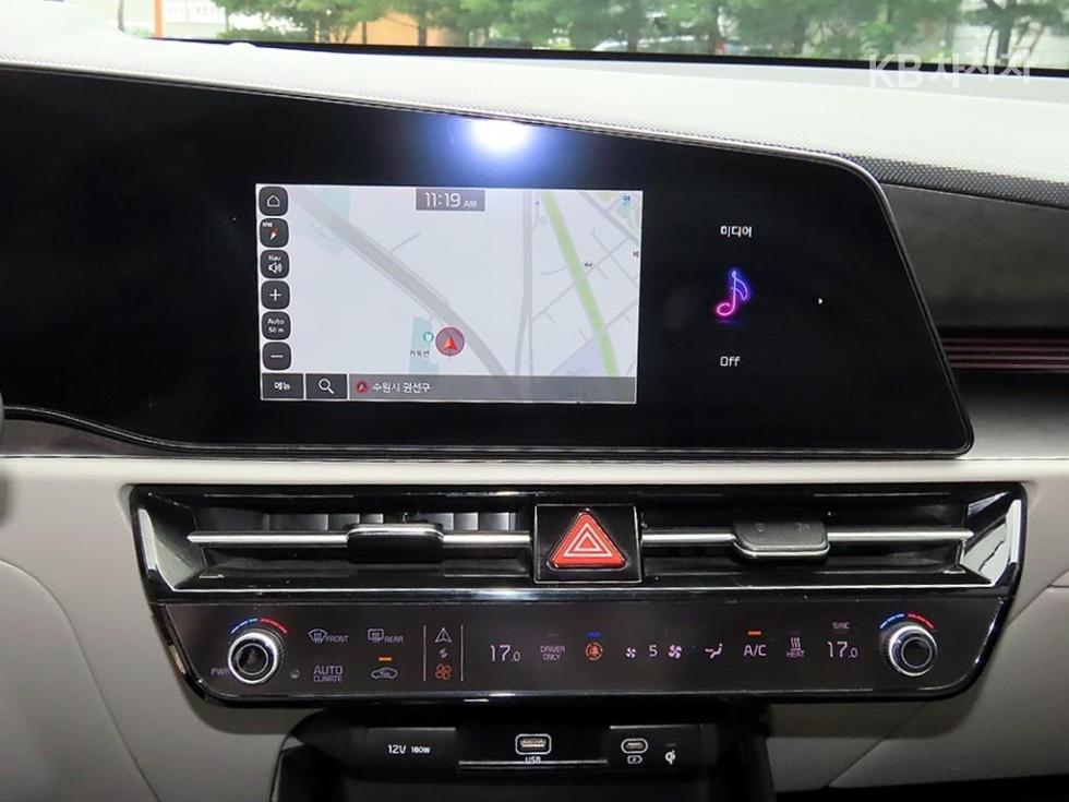 Kia Niro — miniaturë 13