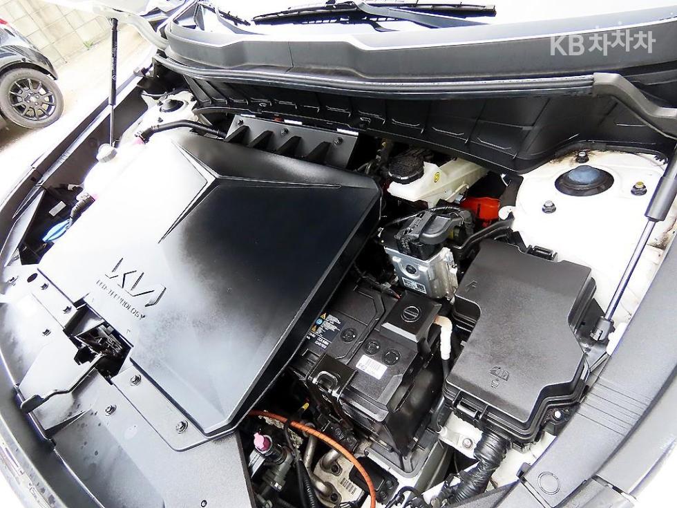 Kia Niro — miniaturë 19
