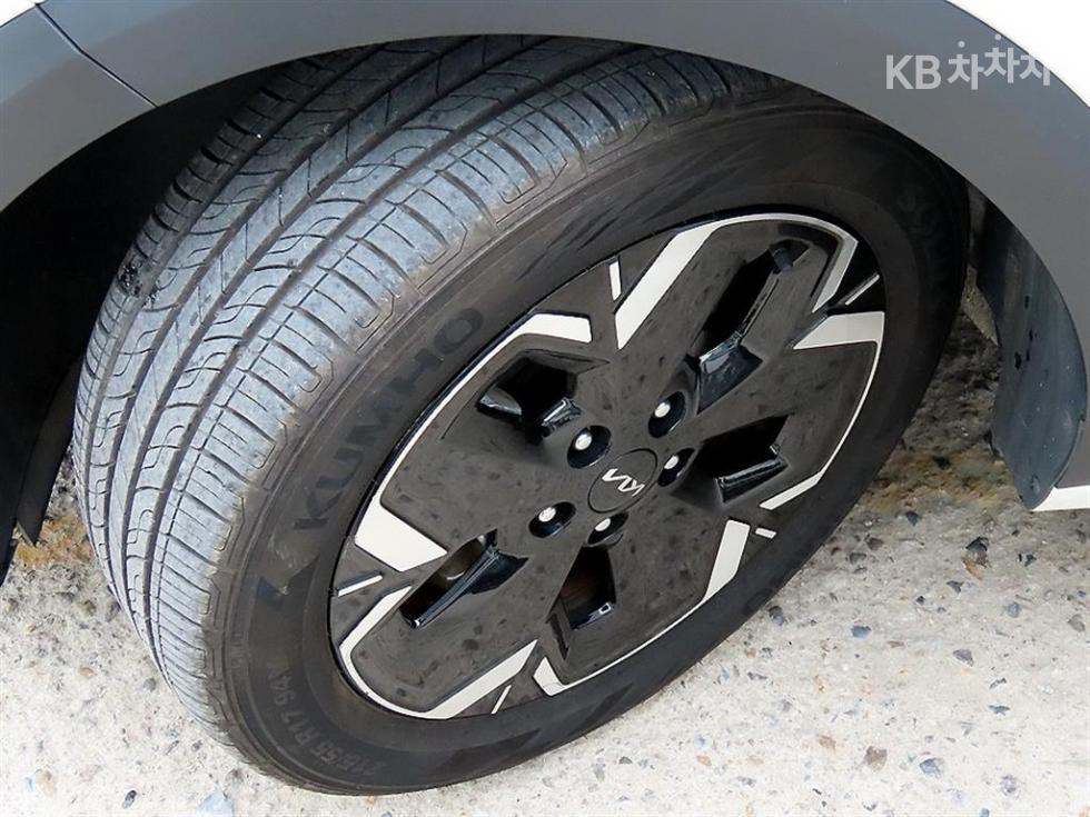 Kia Niro — miniaturë 20