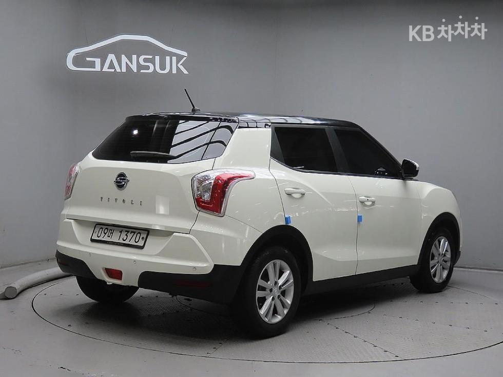 SsangYong Tivoli — miniaturë 4