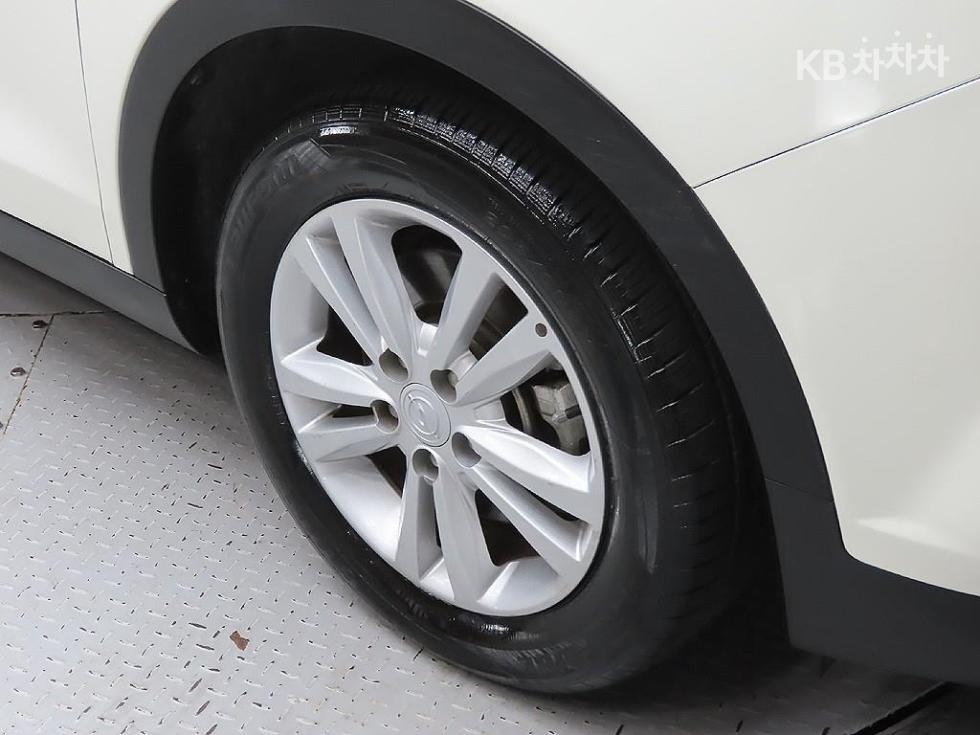 SsangYong Tivoli — miniaturë 5