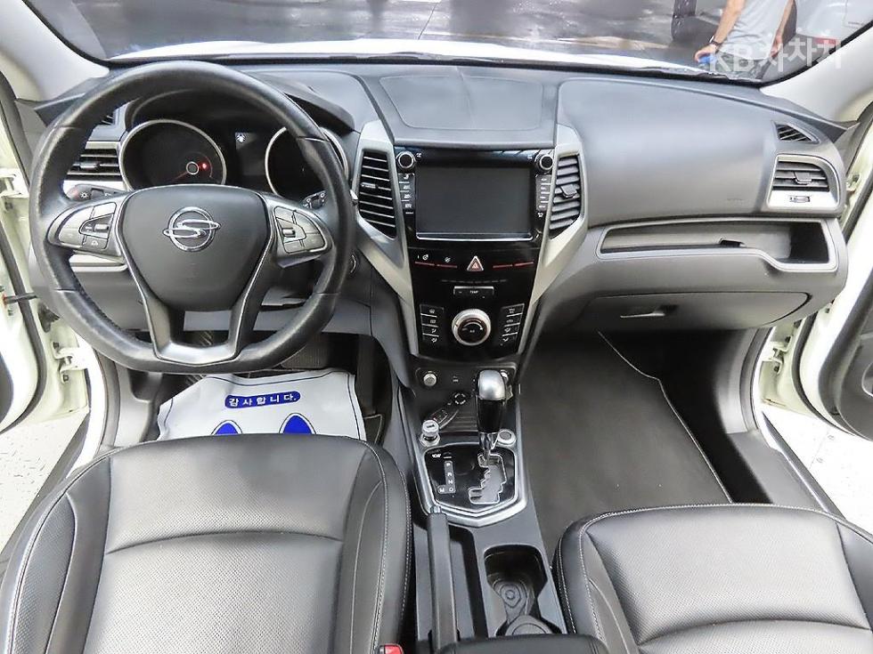 SsangYong Tivoli — miniaturë 9