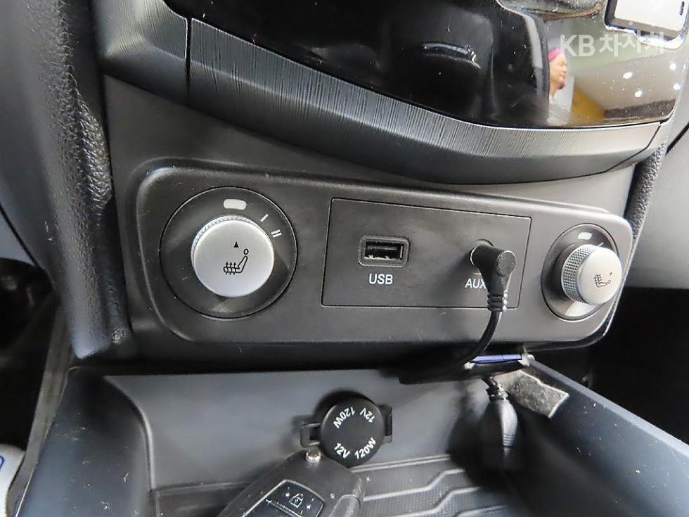 SsangYong Tivoli — miniaturë 15