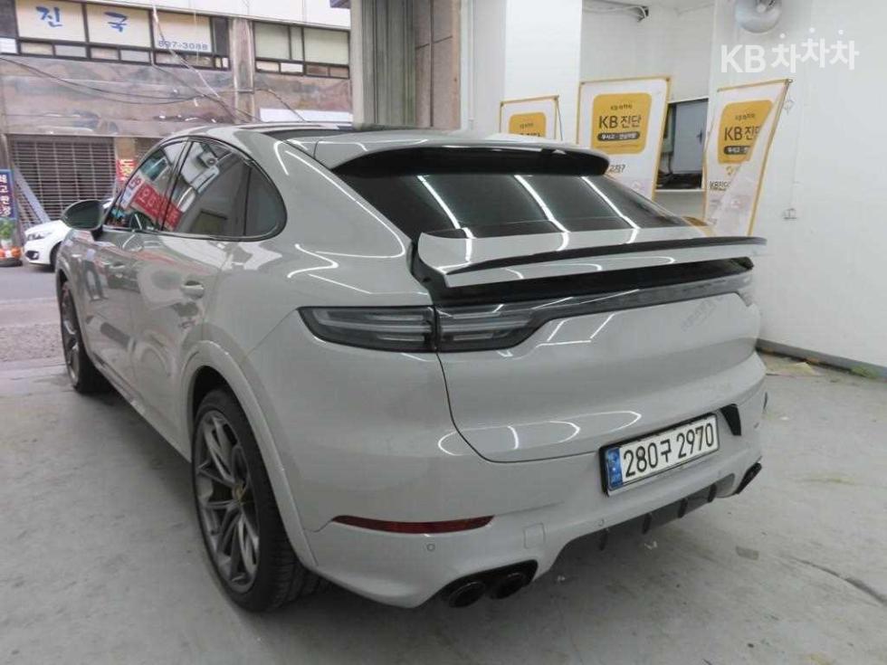 Porsche Cayenne — miniaturë 4