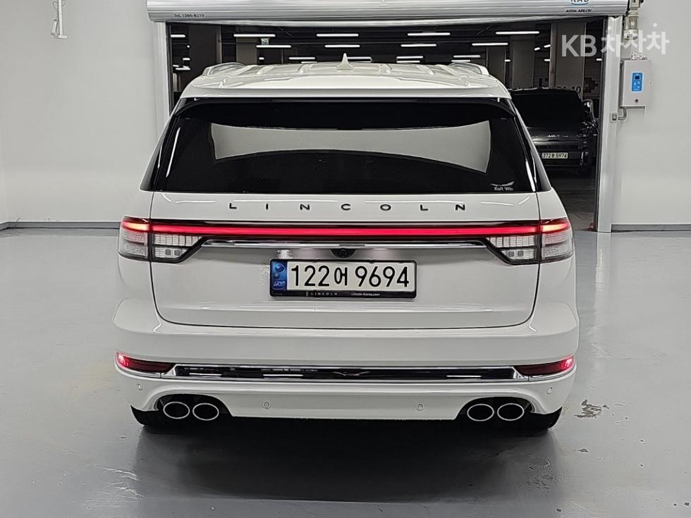 2022 Lincoln 2(U611) photo