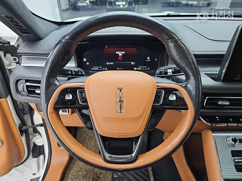 2022 Lincoln 2(U611) photo