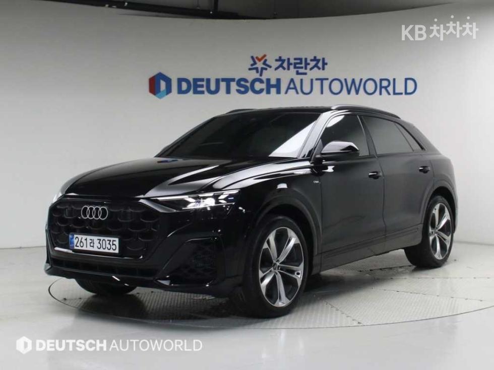 Audi Q8 — miniaturë 3