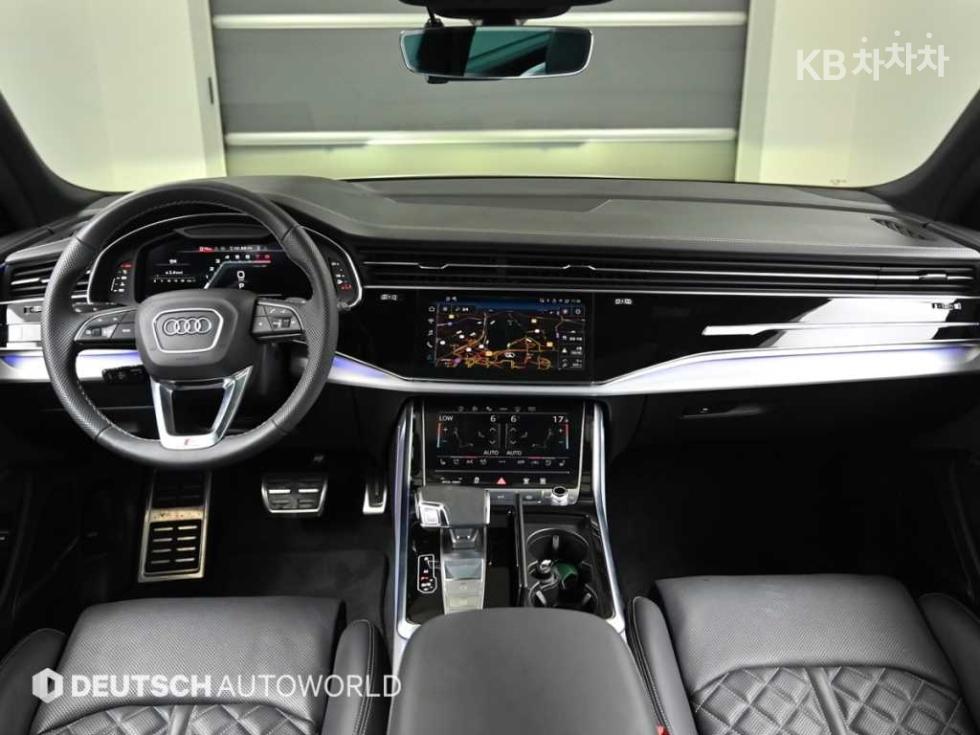 Audi Q8 — miniaturë 7