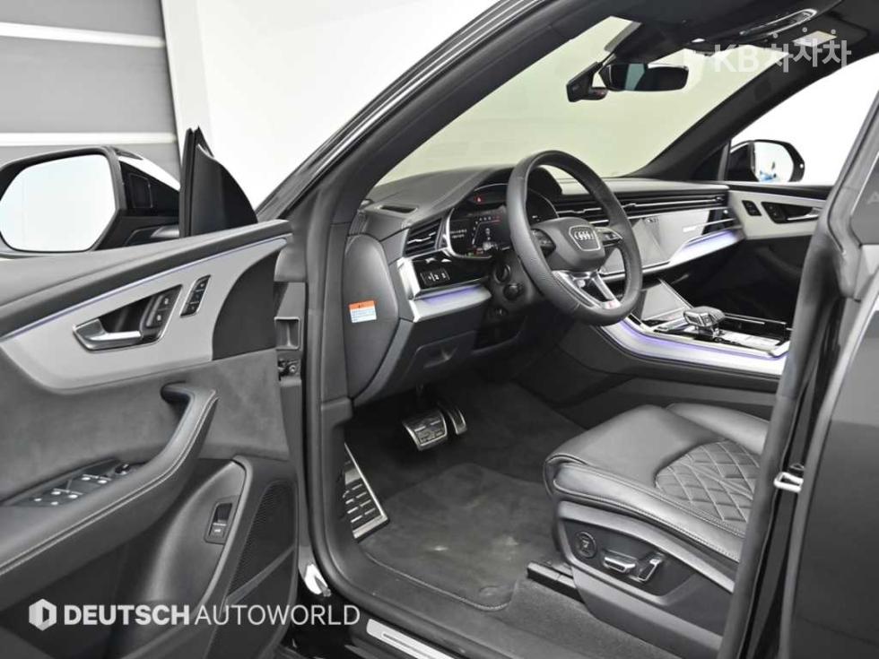 Audi Q8 — miniaturë 11
